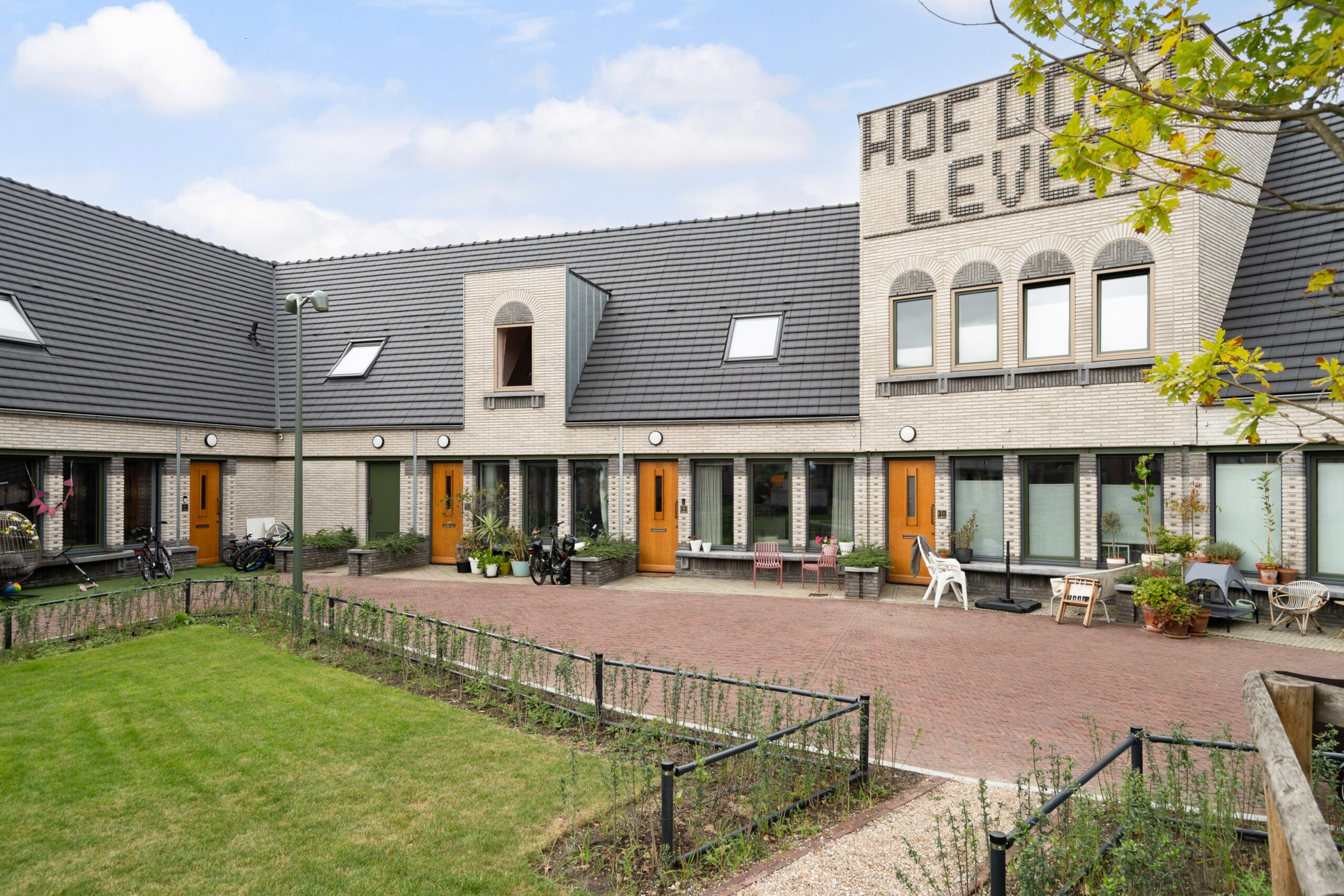 Woning: Pietje de Fluiterhof 11